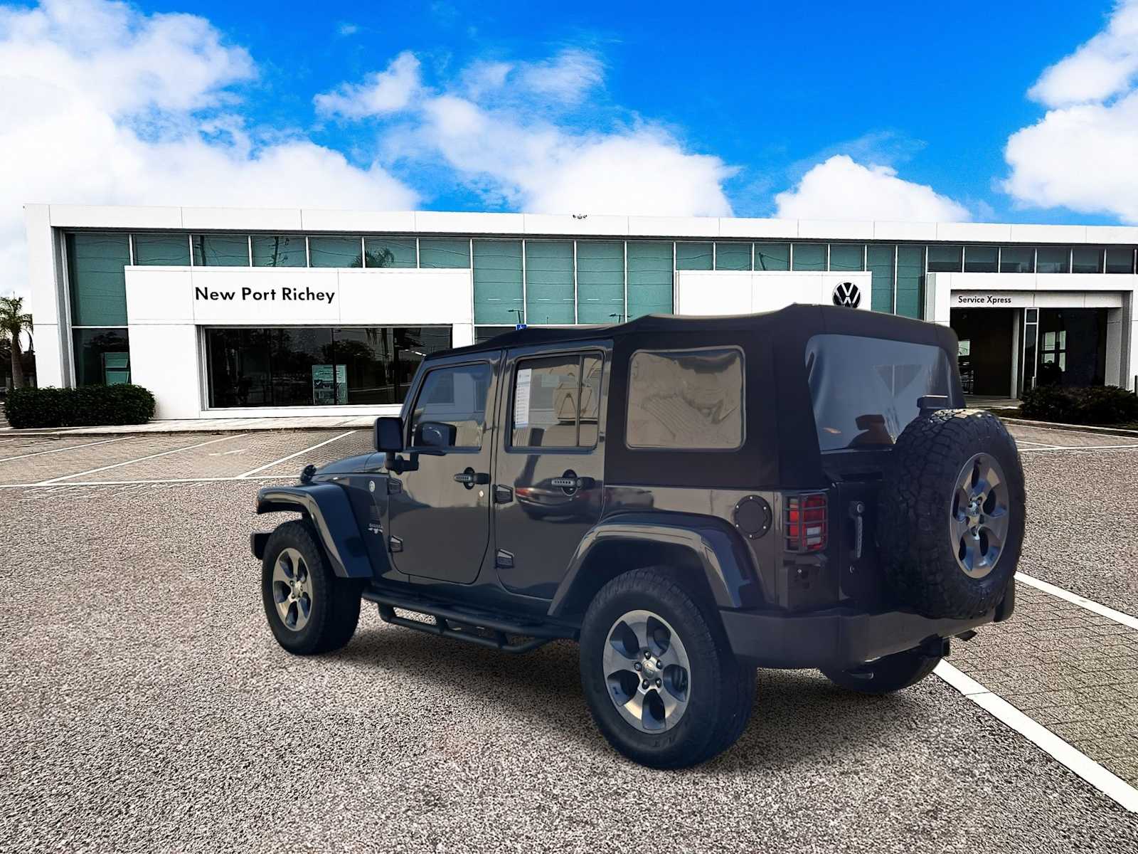 Thumbnail: 2016 Jeep Wrangler - 6