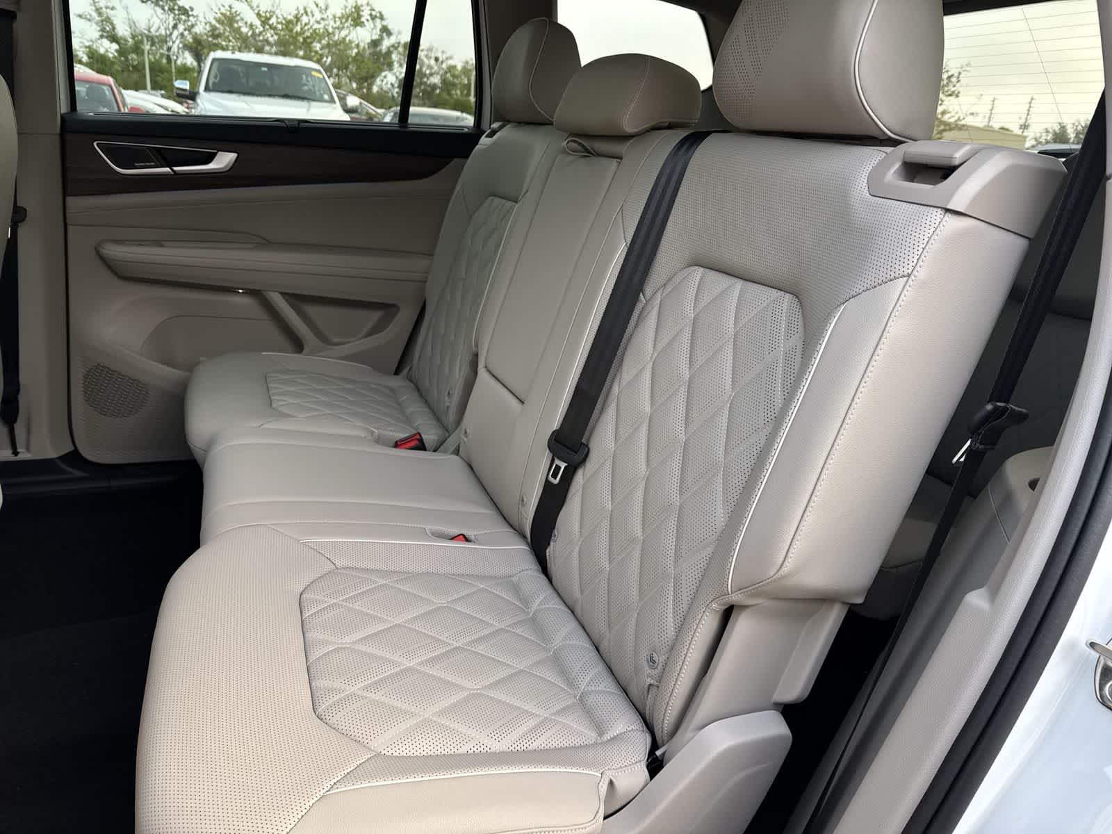 Thumbnail: 2026 Volkswagen Atlas - 19