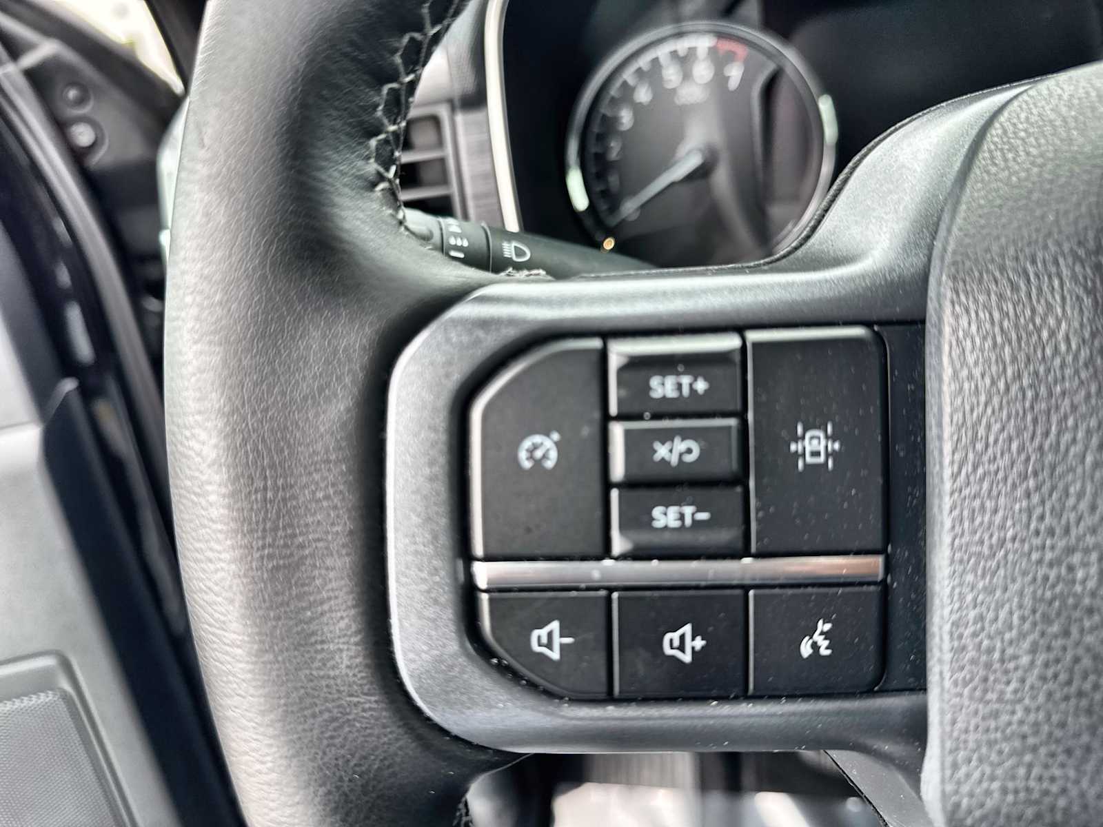 Thumbnail: 2023 Ford F-150 - 23