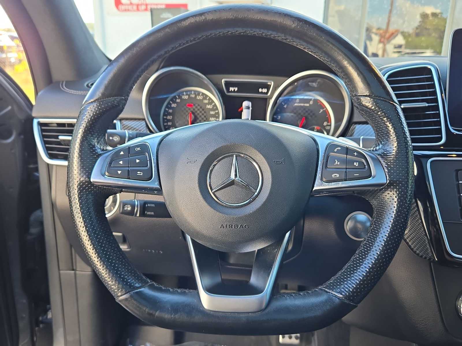 Thumbnail: 2018 Mercedes-Benz GLE - 24