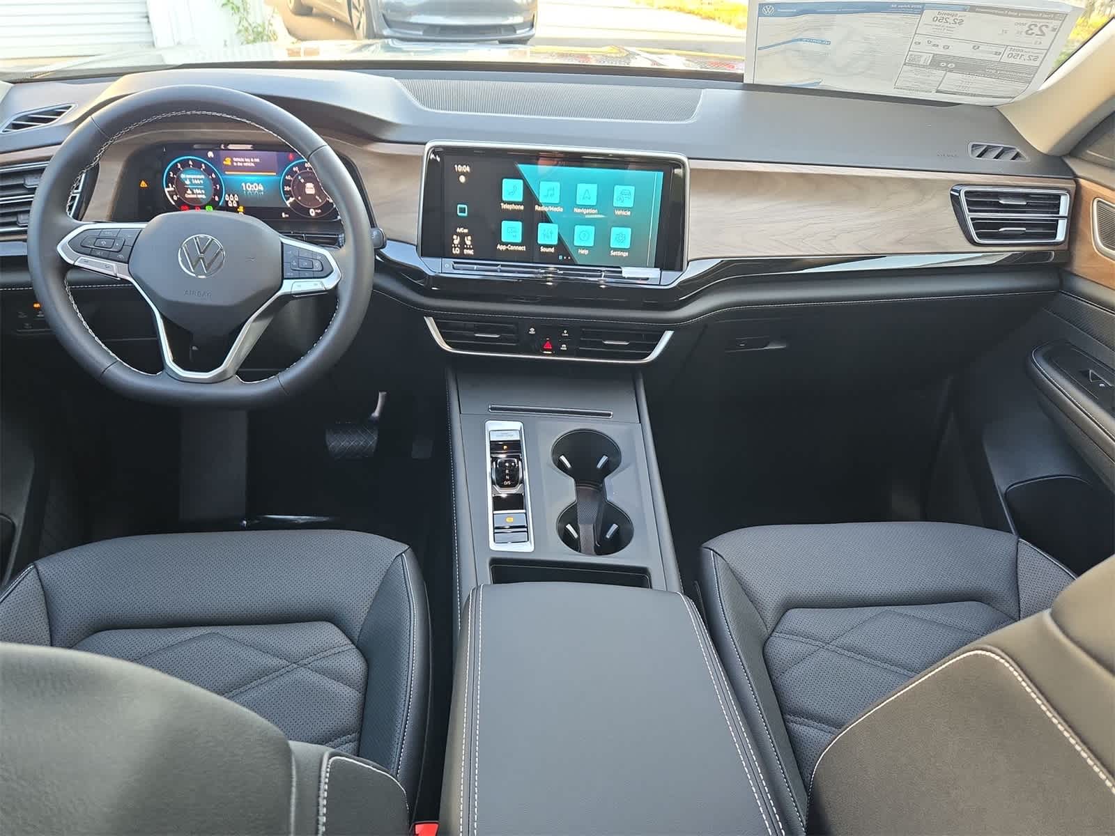 Thumbnail: 2026 Volkswagen Atlas - 16