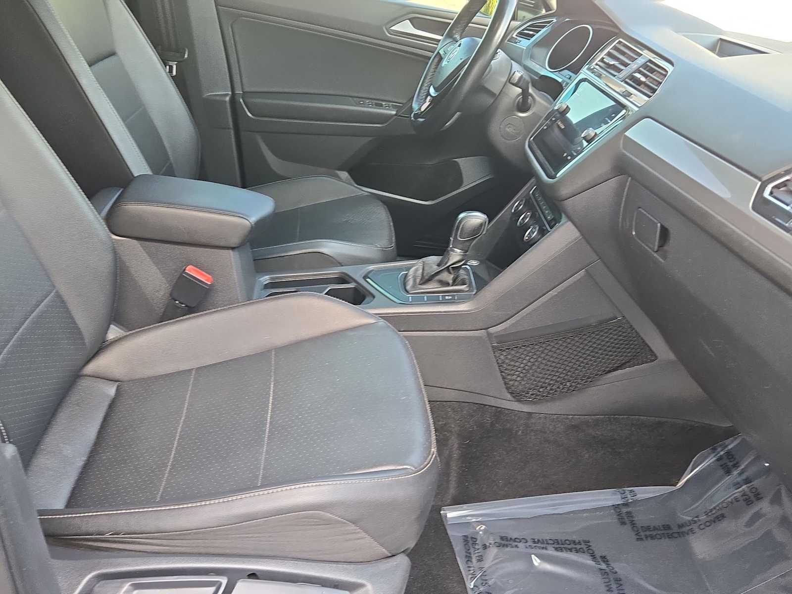 Thumbnail: 2019 Volkswagen Tiguan - 20
