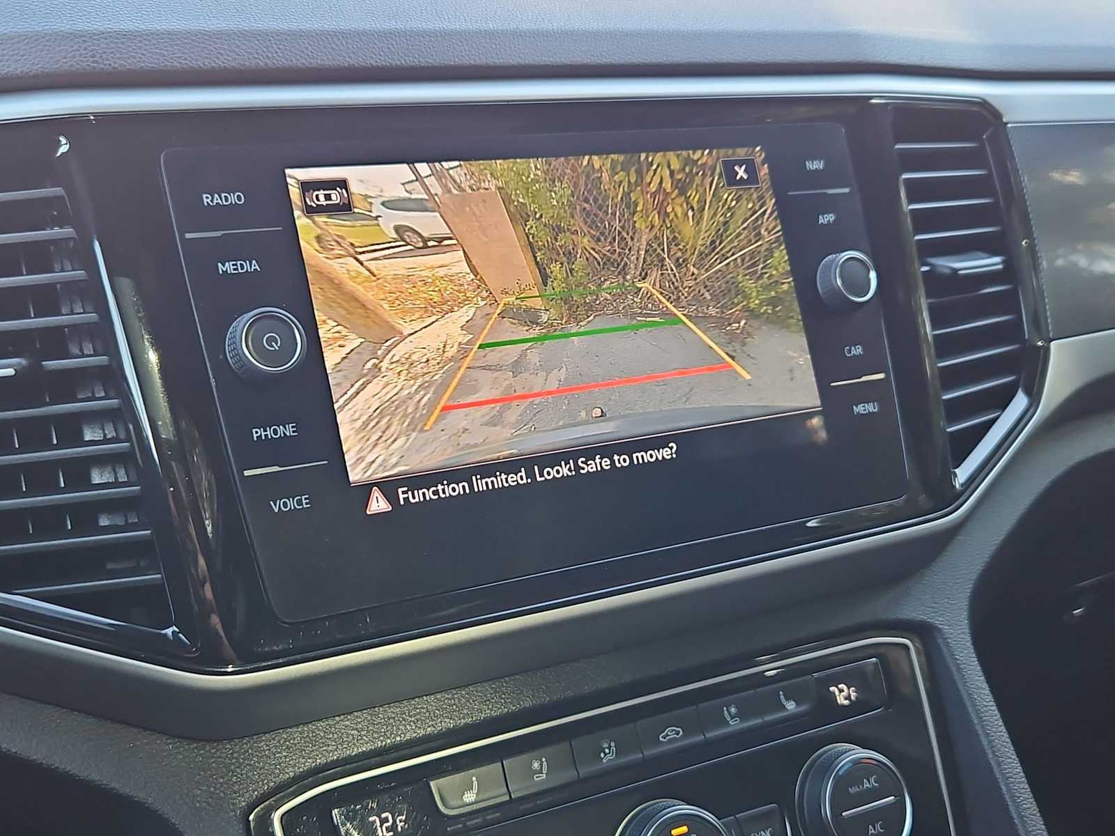 Thumbnail: 2021 Volkswagen Atlas - 31