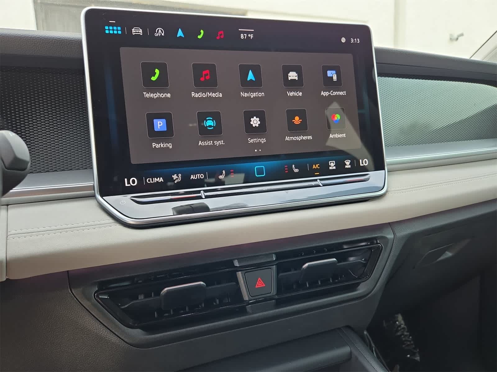 Thumbnail: 2025 Volkswagen Tiguan - 27