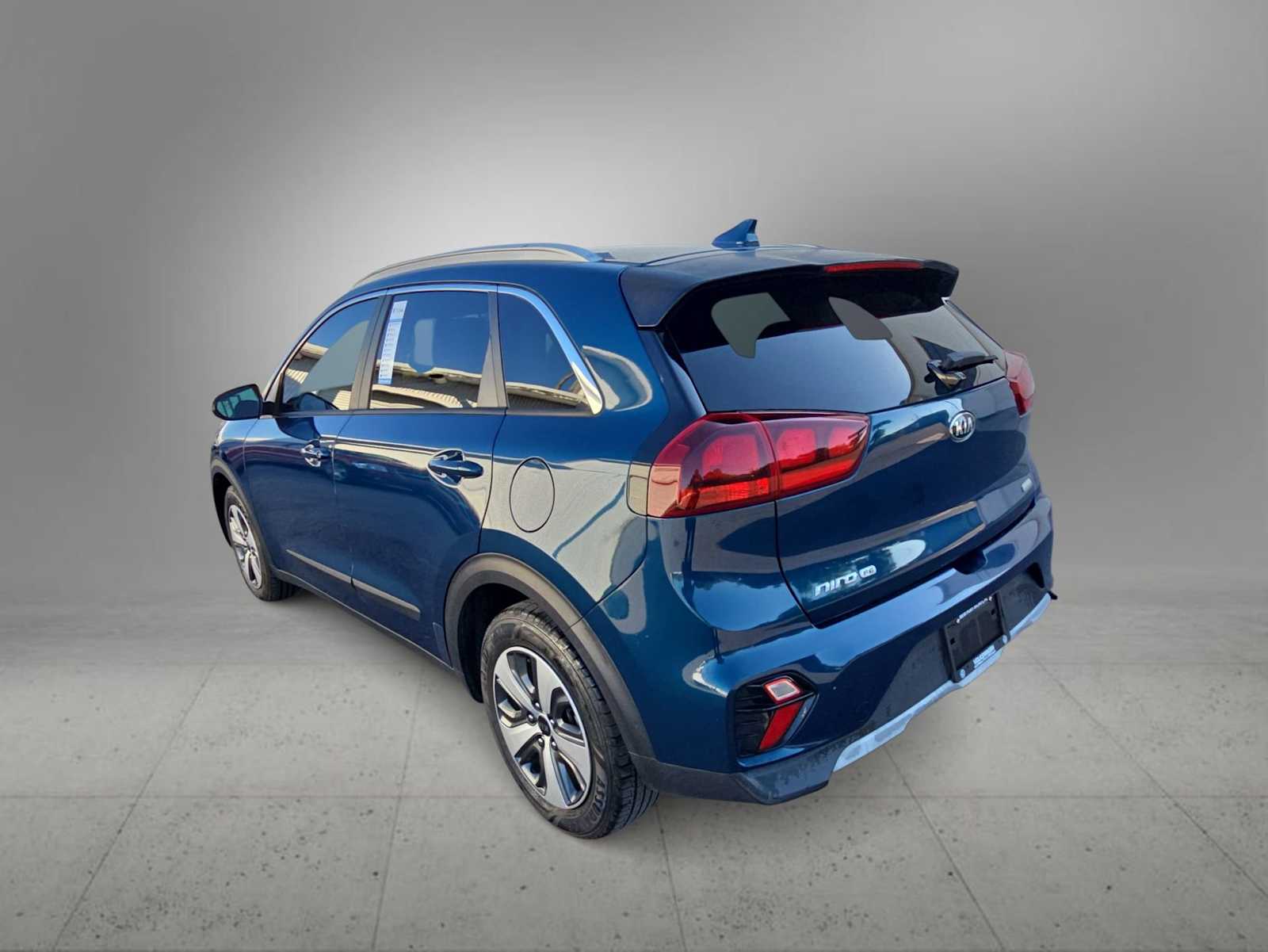Thumbnail: 2021 Kia Niro - 6
