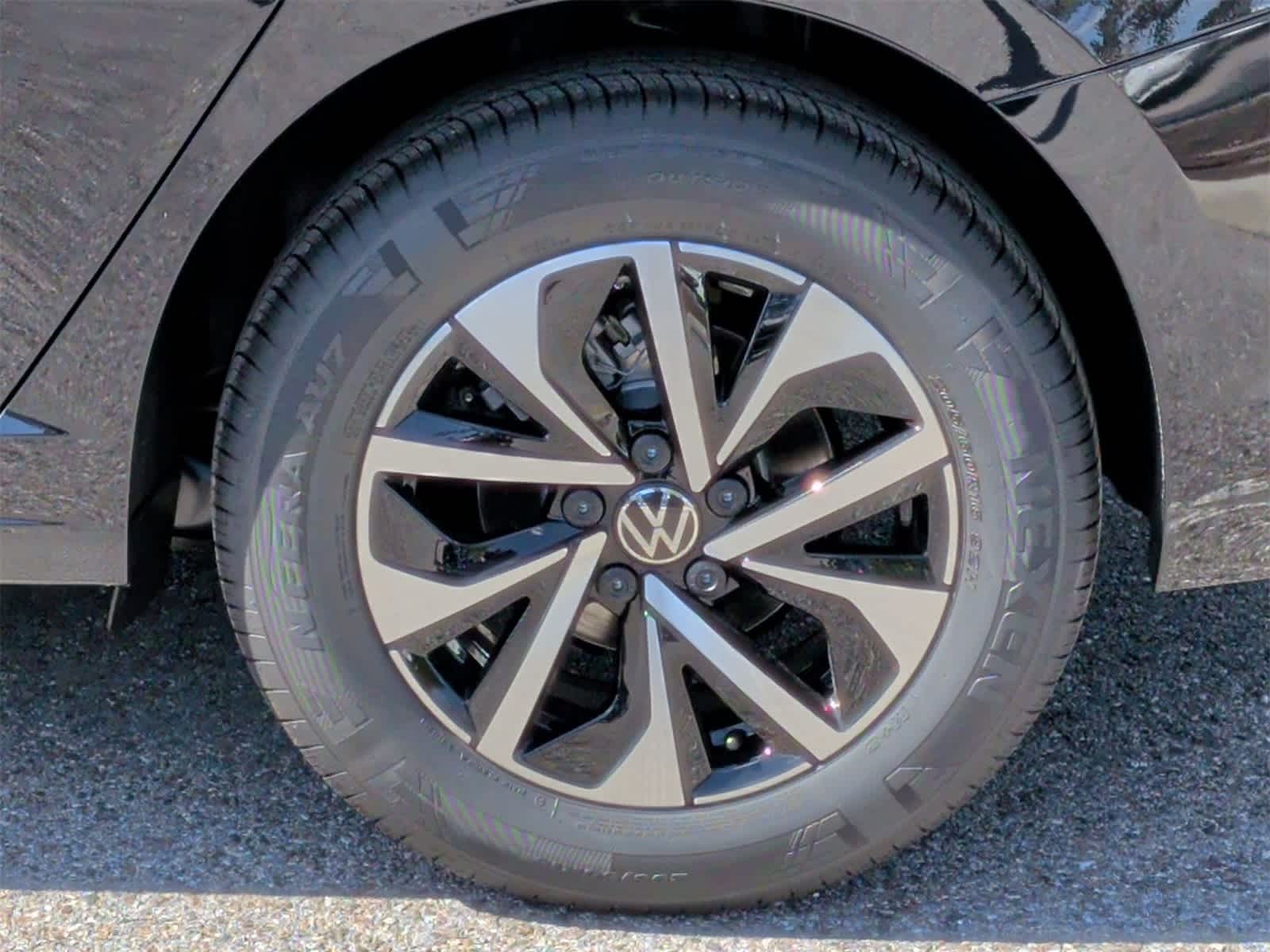 Thumbnail: 2026 Volkswagen Jetta - 13