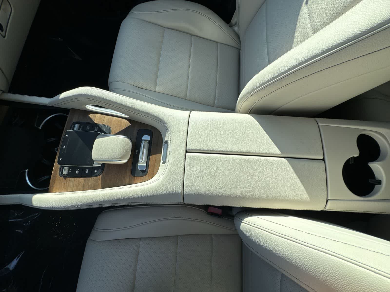 Thumbnail: 2023 Mercedes-Benz GLS - 26