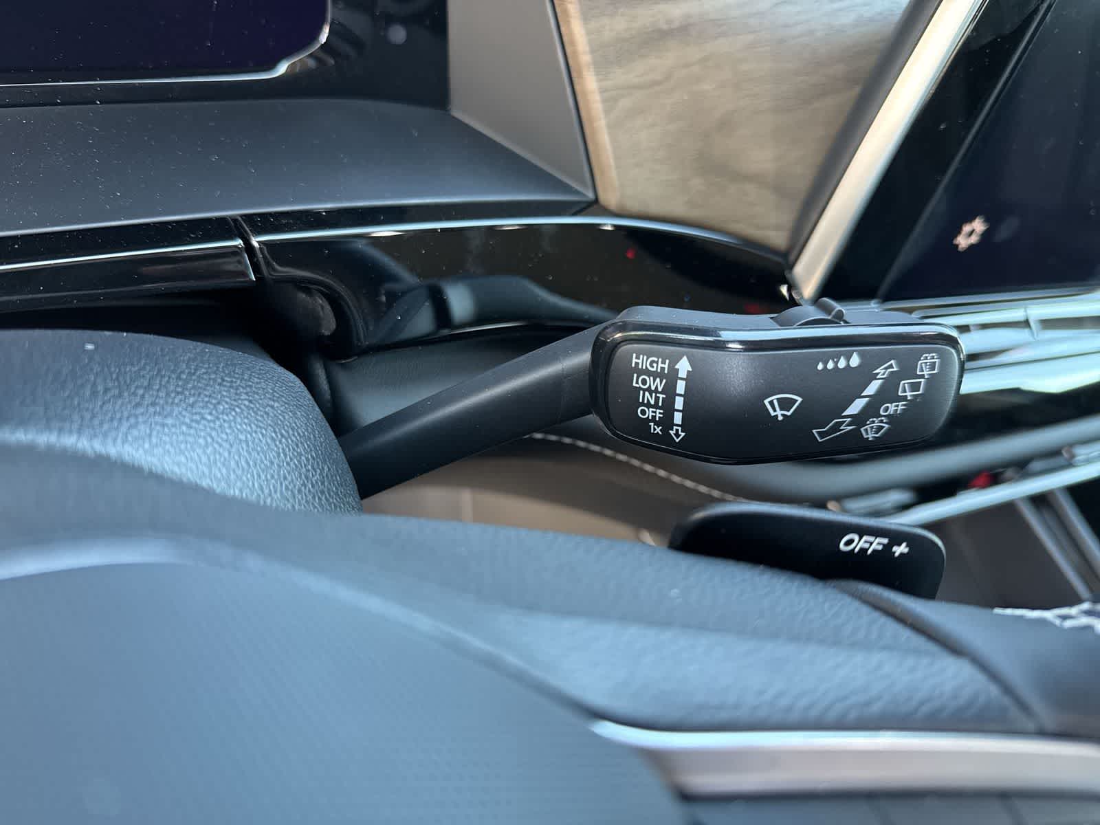 Thumbnail: 2026 Volkswagen Atlas - 25