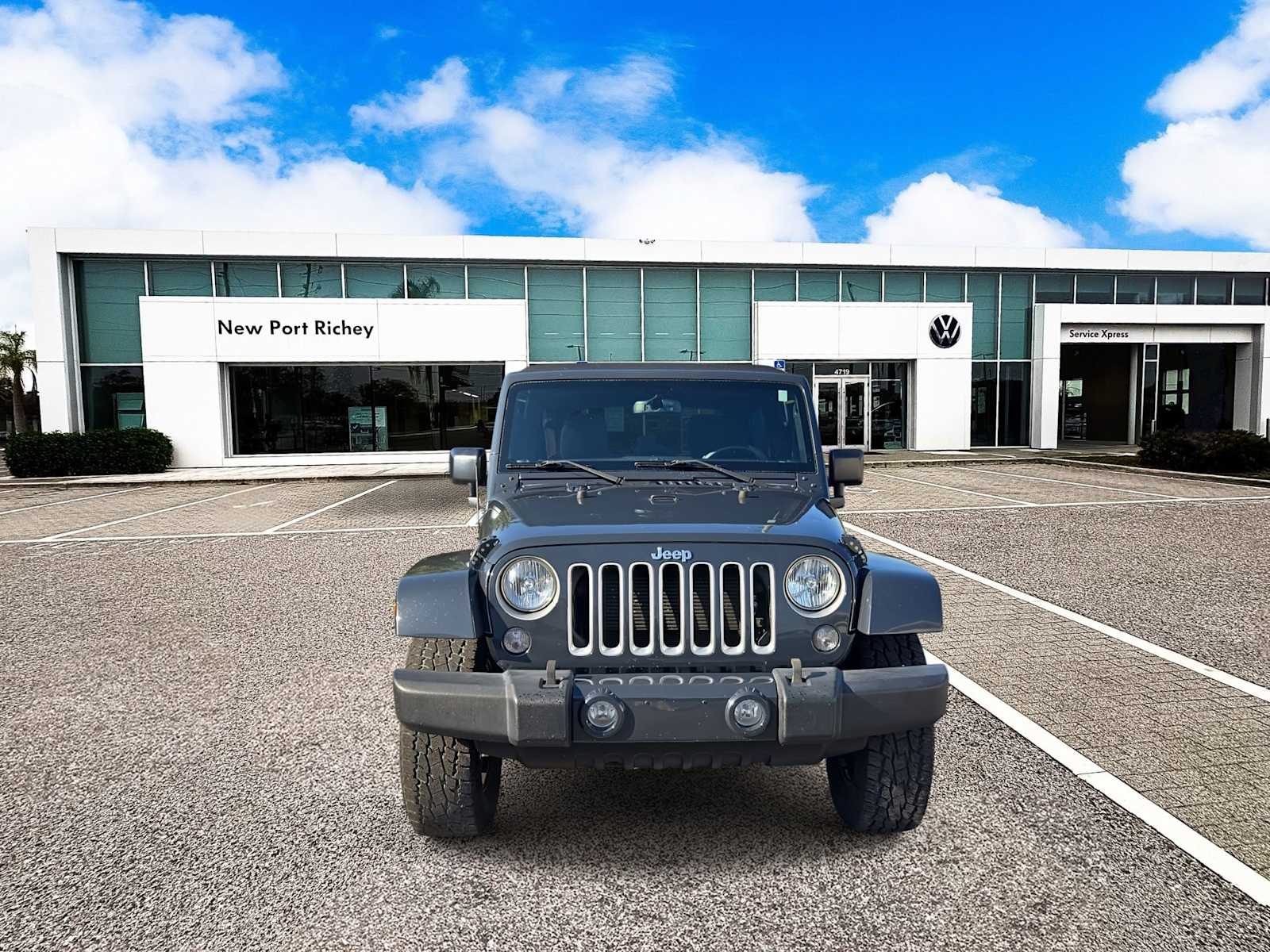 Thumbnail: 2016 Jeep Wrangler - 3