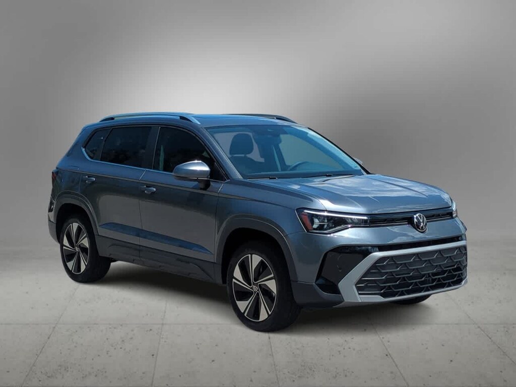 New 2025 Volkswagen Taos 1.5T SE SUV