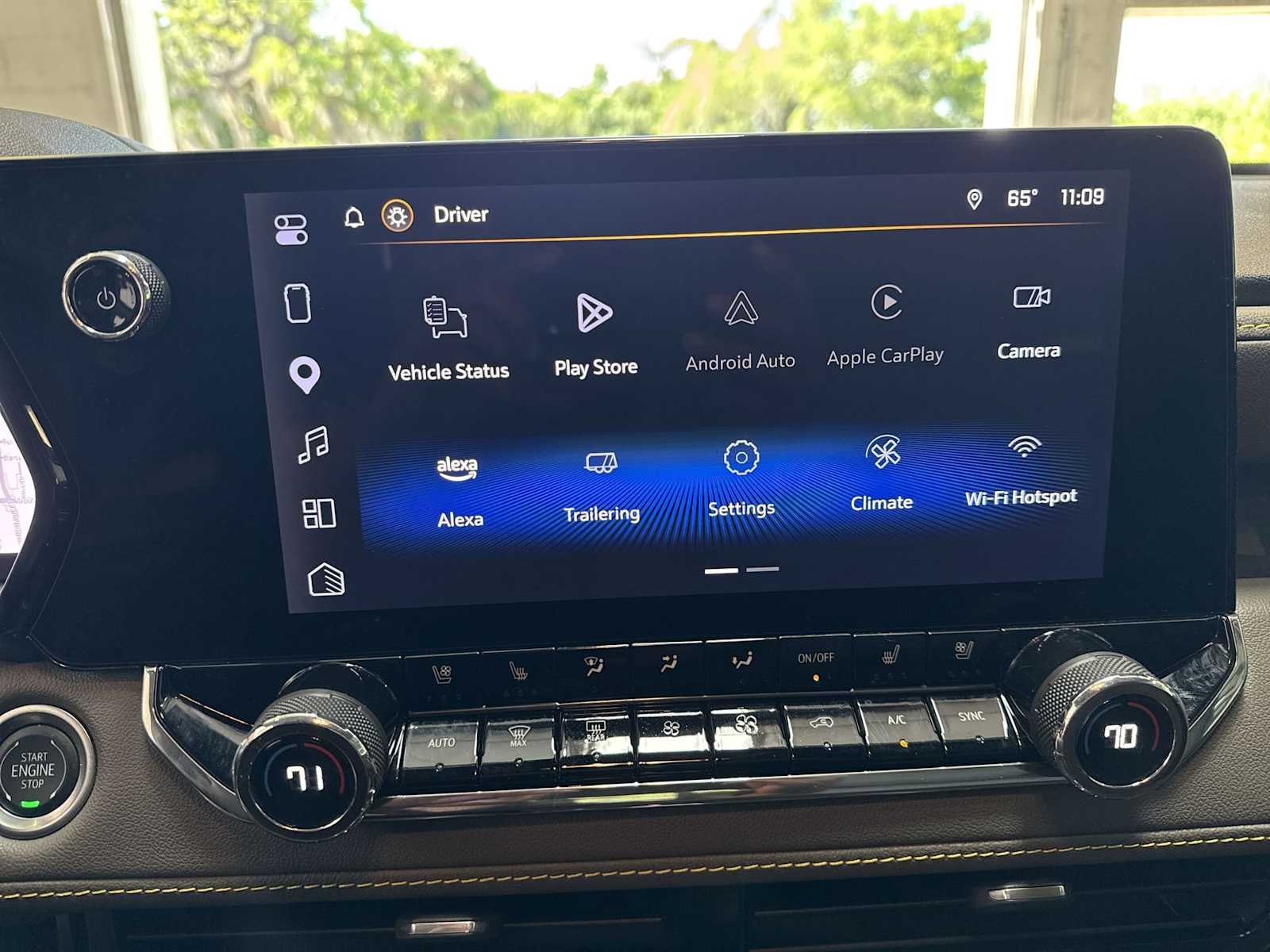 Thumbnail: 2025 Chevrolet Colorado - 26