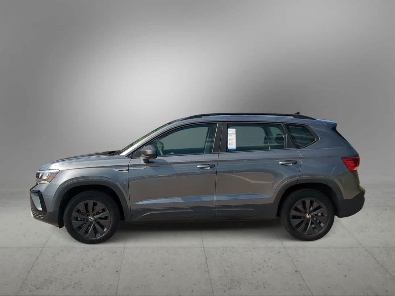 Thumbnail: 2022 Volkswagen Taos - 5