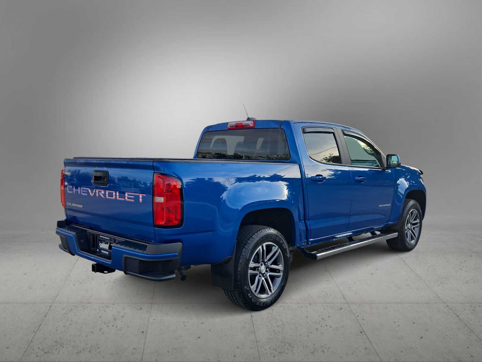 Thumbnail: 2022 Chevrolet Colorado - 8