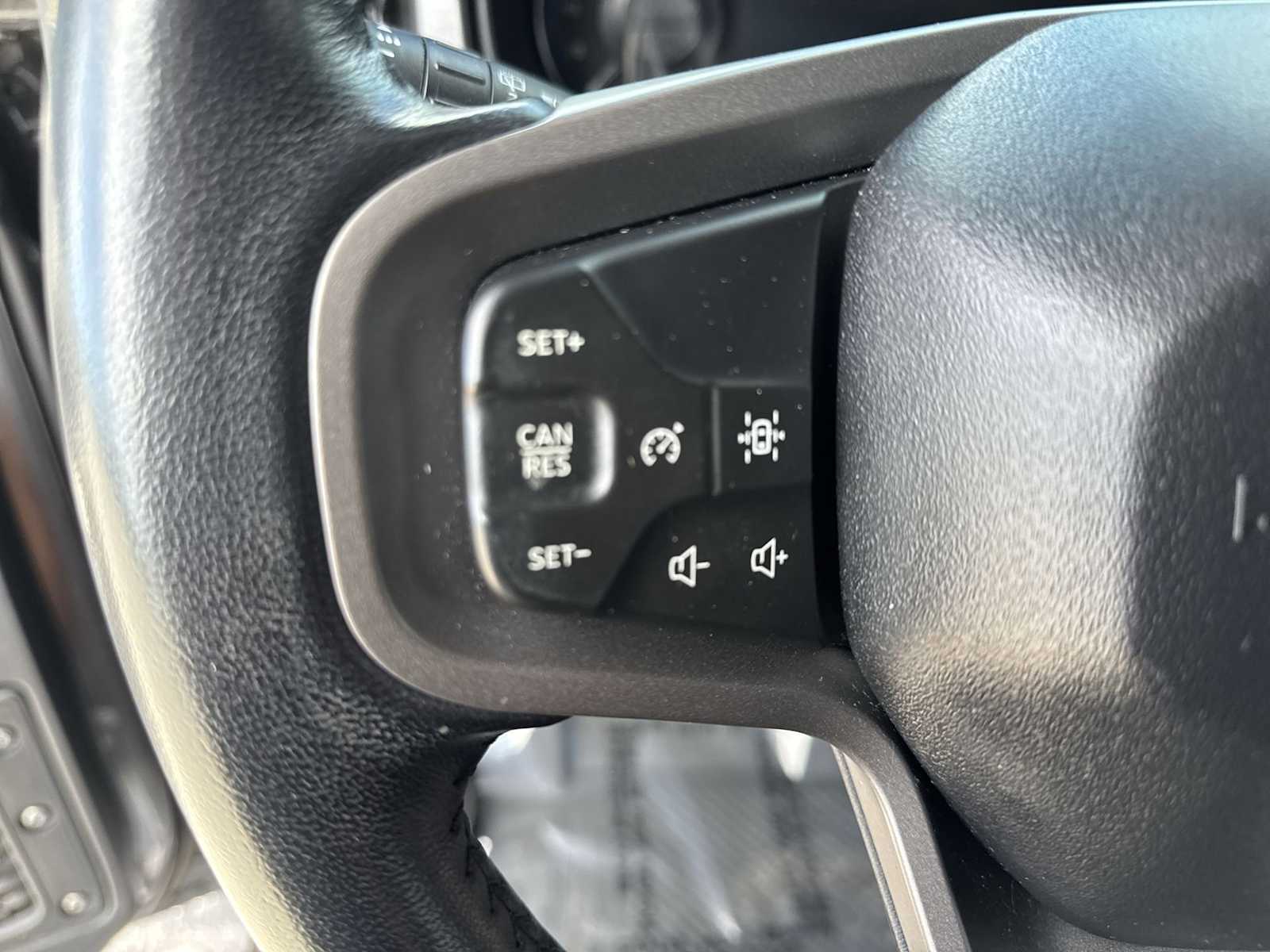 Thumbnail: 2022 Ford Bronco - 22