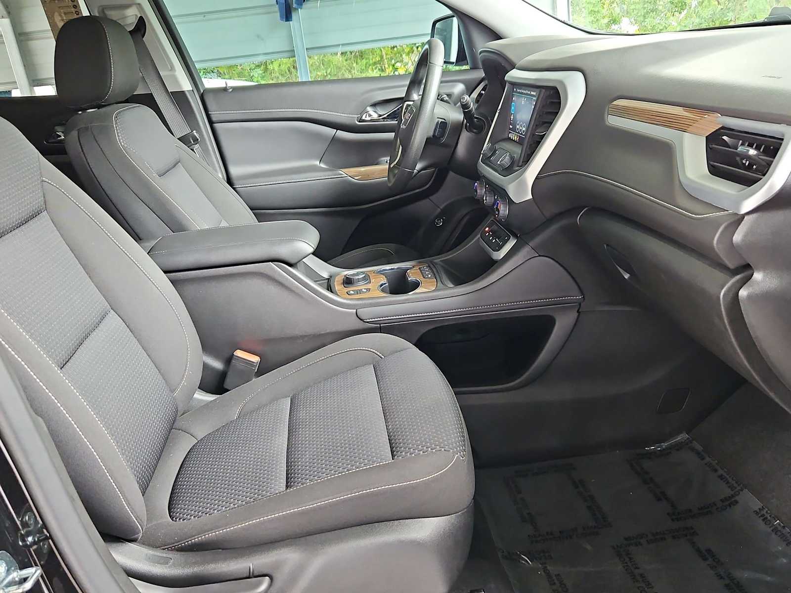 Thumbnail: 2023 GMC Acadia - 22