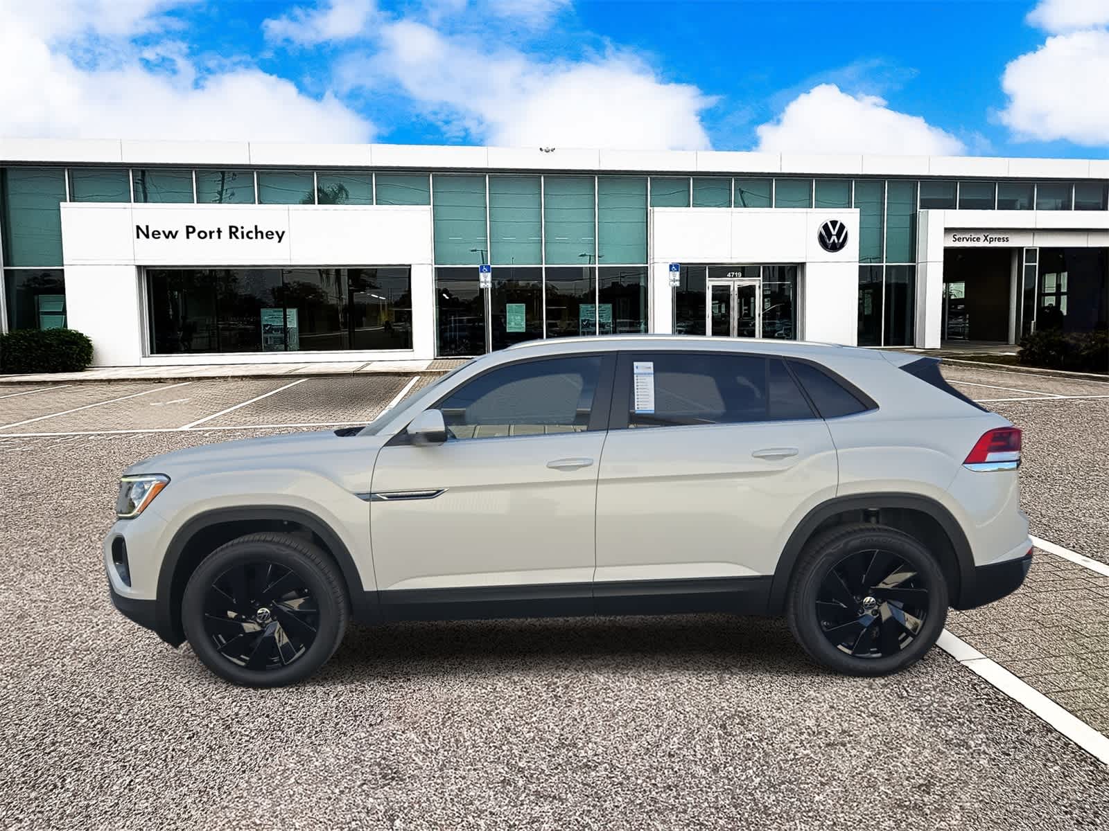 Thumbnail: 2026 Volkswagen Atlas - 5