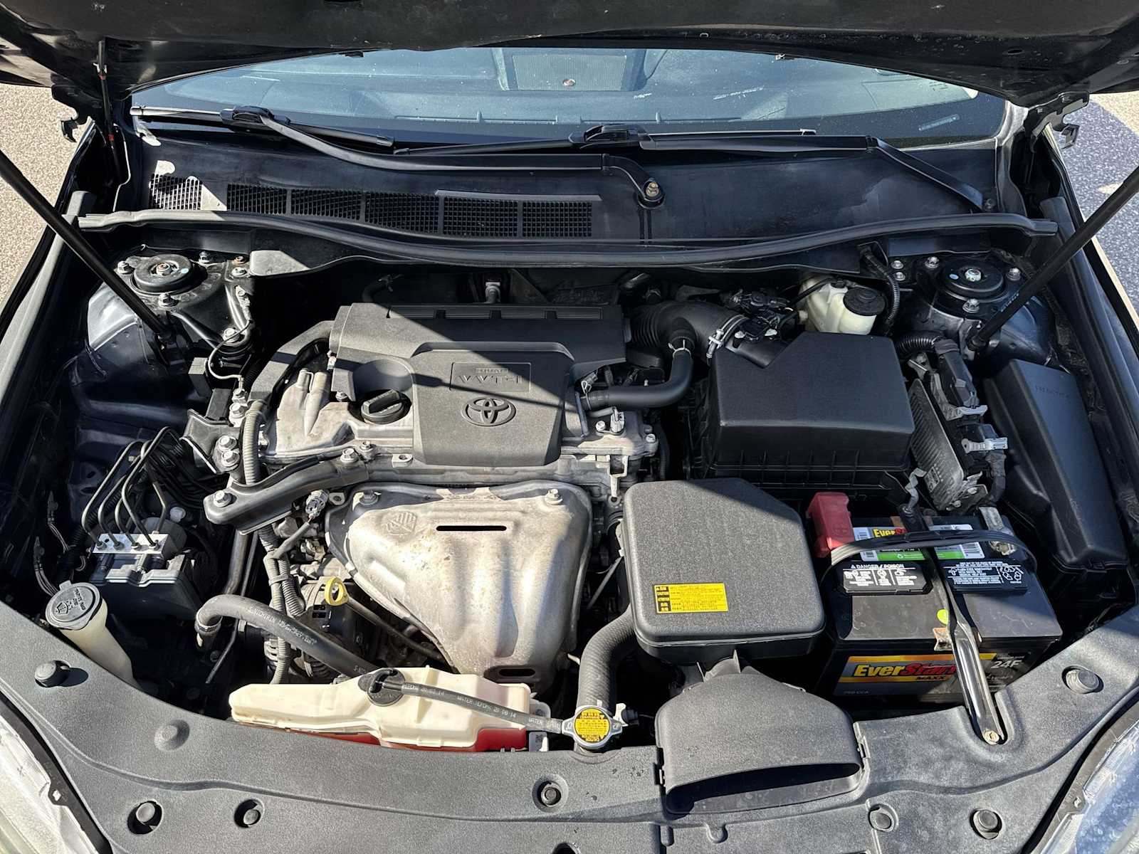 Thumbnail: 2015 Toyota Camry - 13