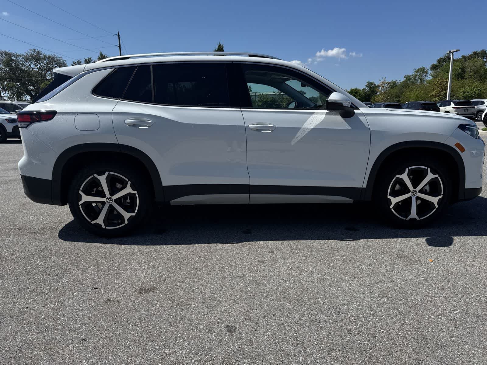 Thumbnail: 2026 Volkswagen Tiguan - 7