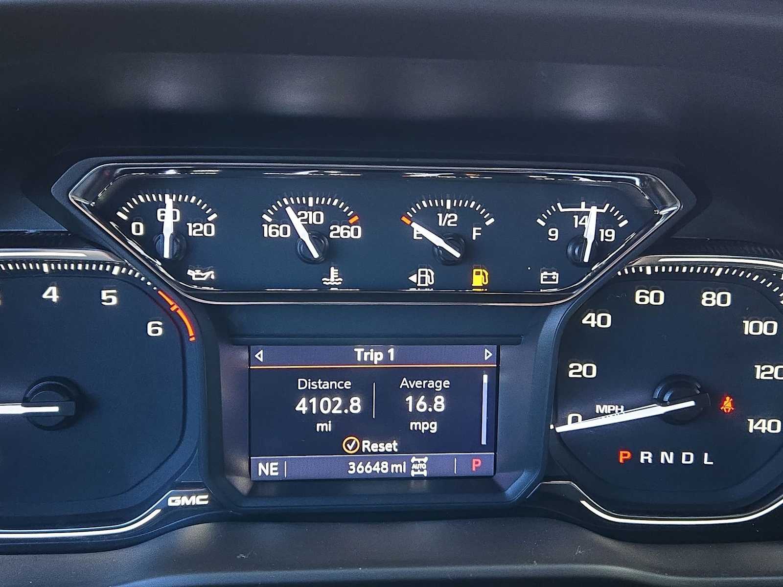 Thumbnail: 2022 GMC Sierra 1500 - 32