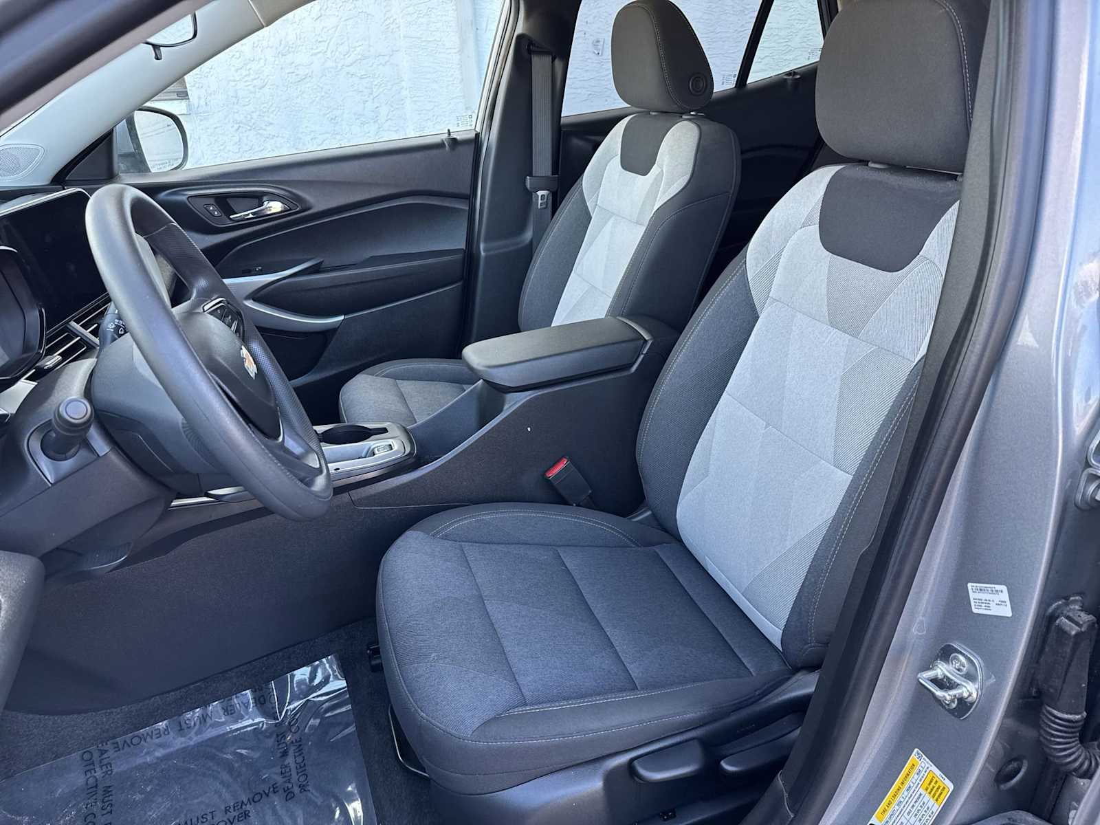 Thumbnail: 2024 Chevrolet Trax - 15