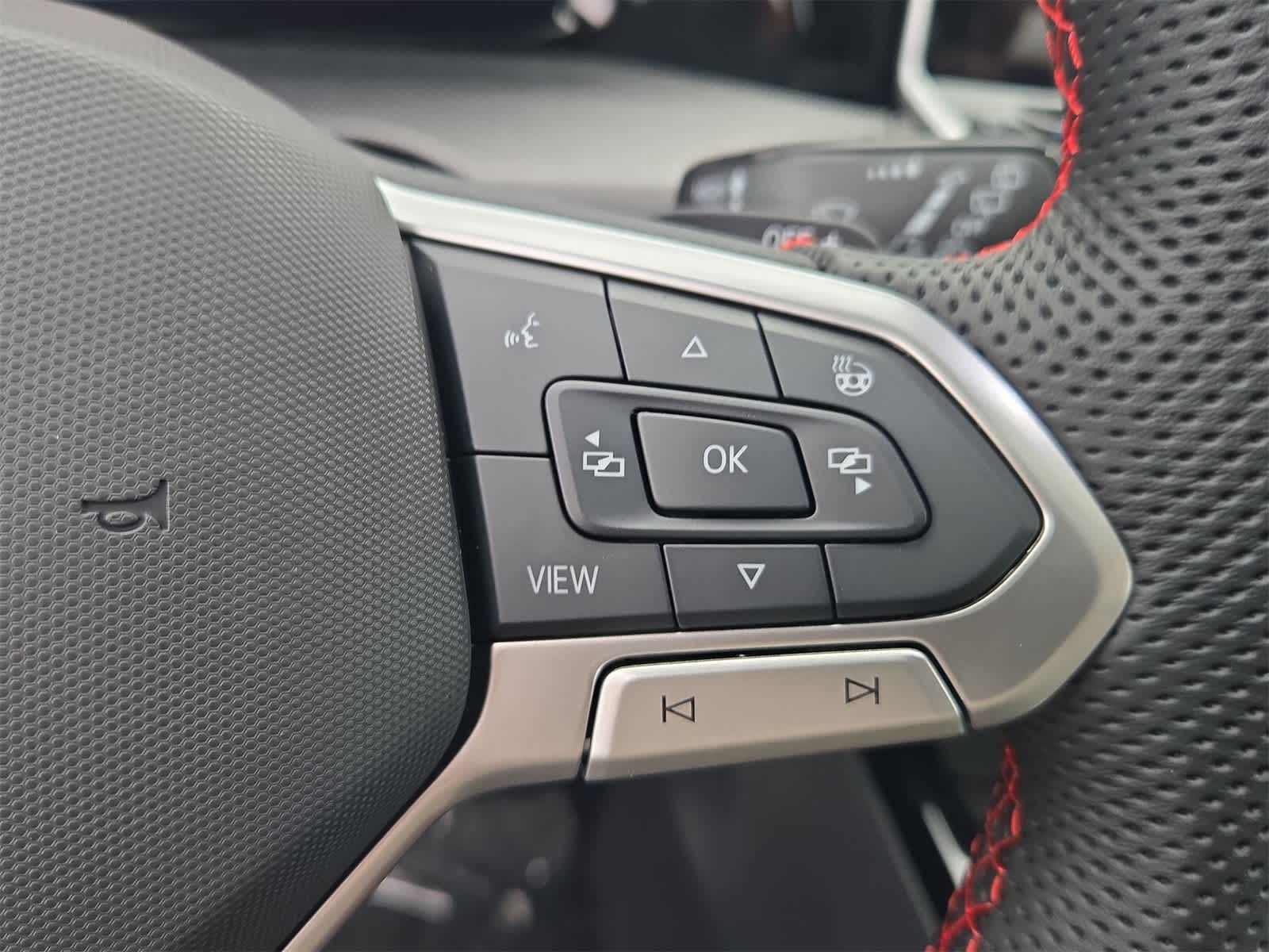 Thumbnail: 2026 Volkswagen Golf - 25