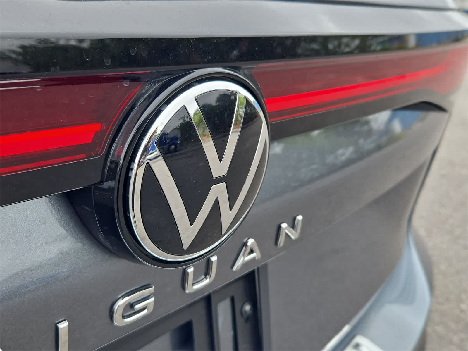 Thumbnail: 2026 Volkswagen Tiguan - 12