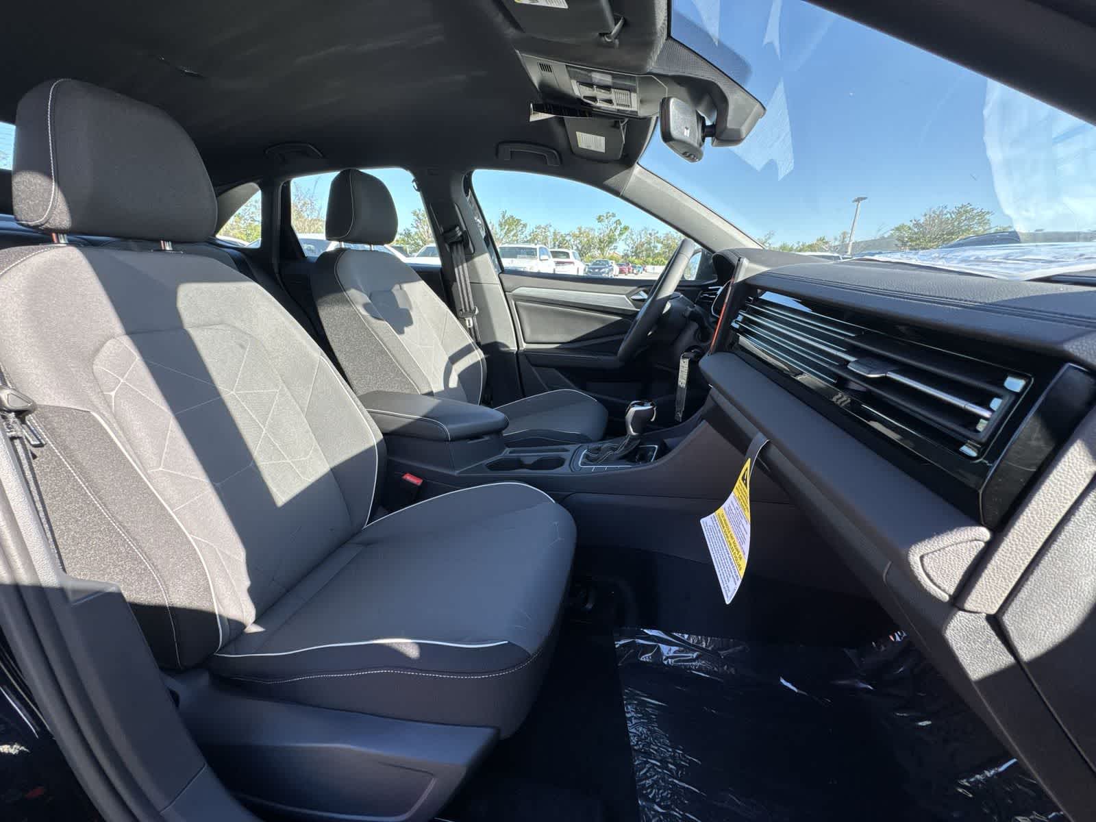 Thumbnail: 2026 Volkswagen Jetta - 20