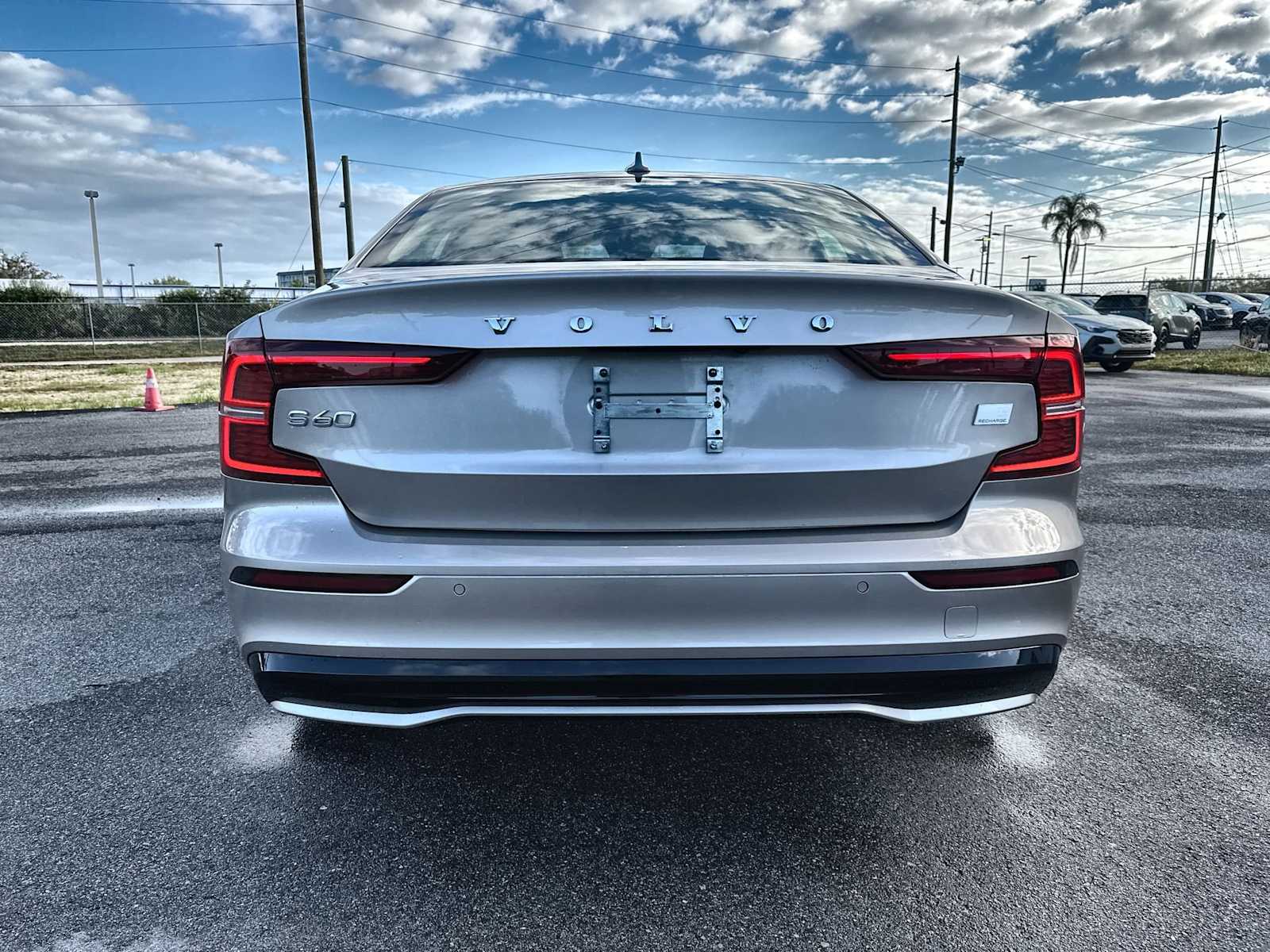 Thumbnail: 2023 Volvo S60 - 5