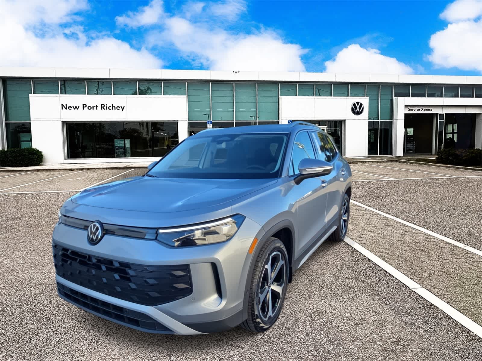 Thumbnail: 2026 Volkswagen Tiguan - 4