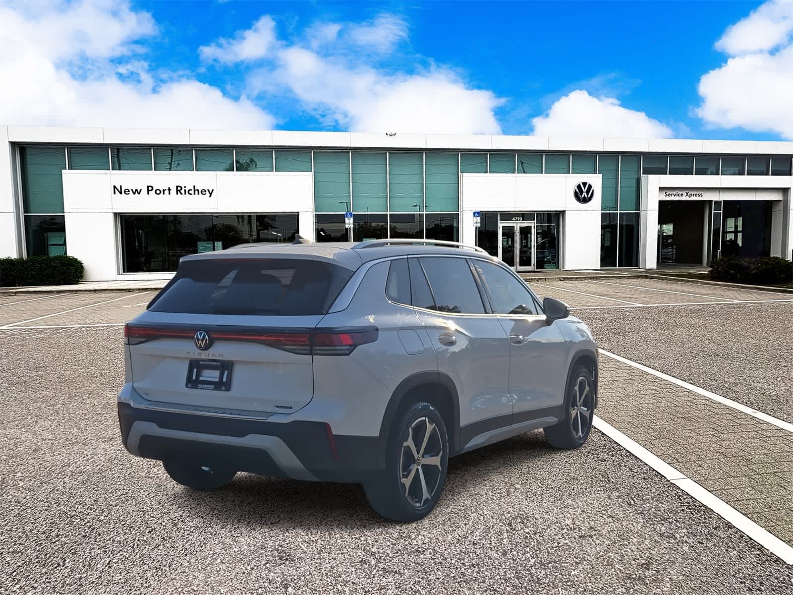 Thumbnail: 2026 Volkswagen Tiguan - 8