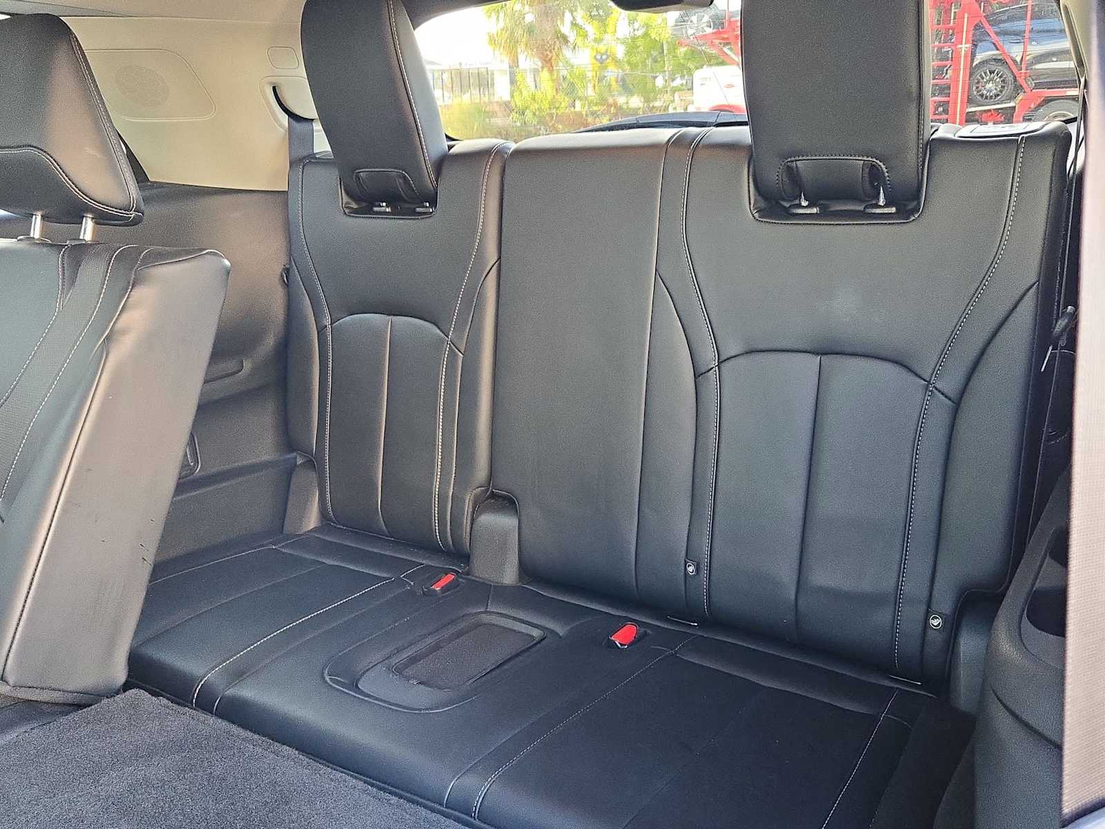 Thumbnail: 2023 INFINITI QX60 - 37