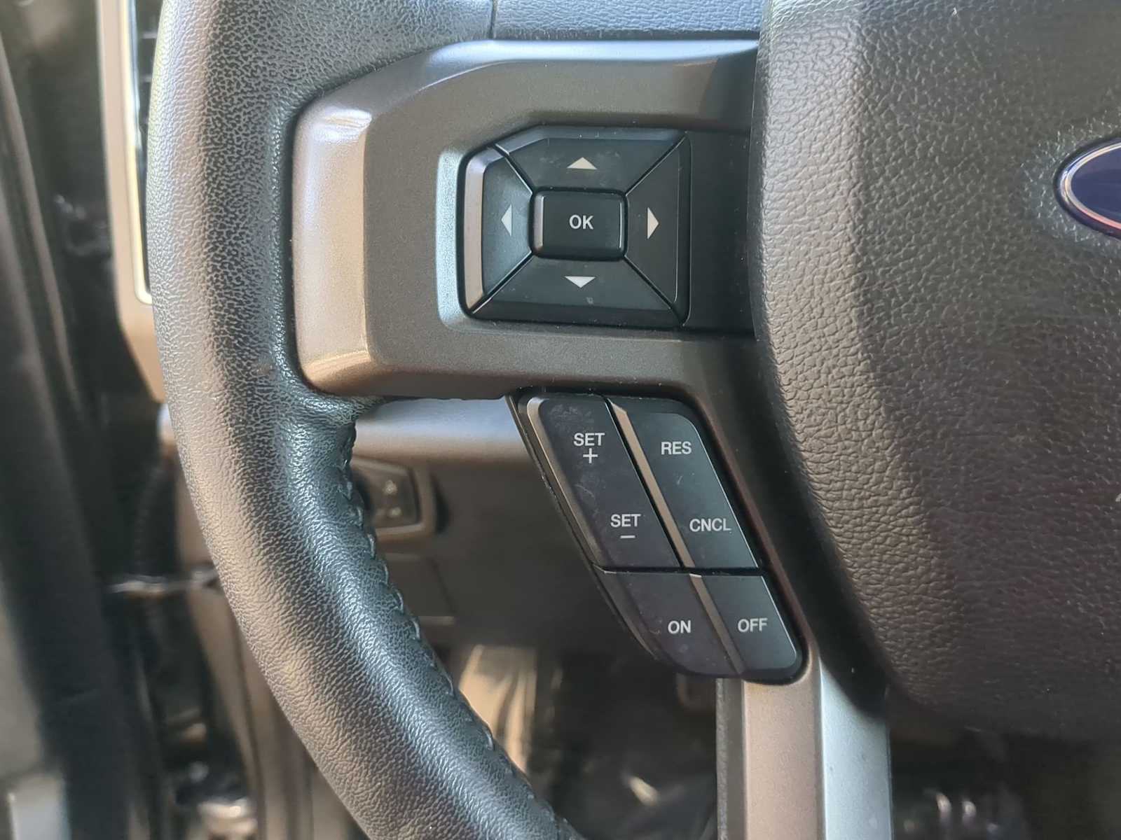 Thumbnail: 2020 Ford Expedition - 24