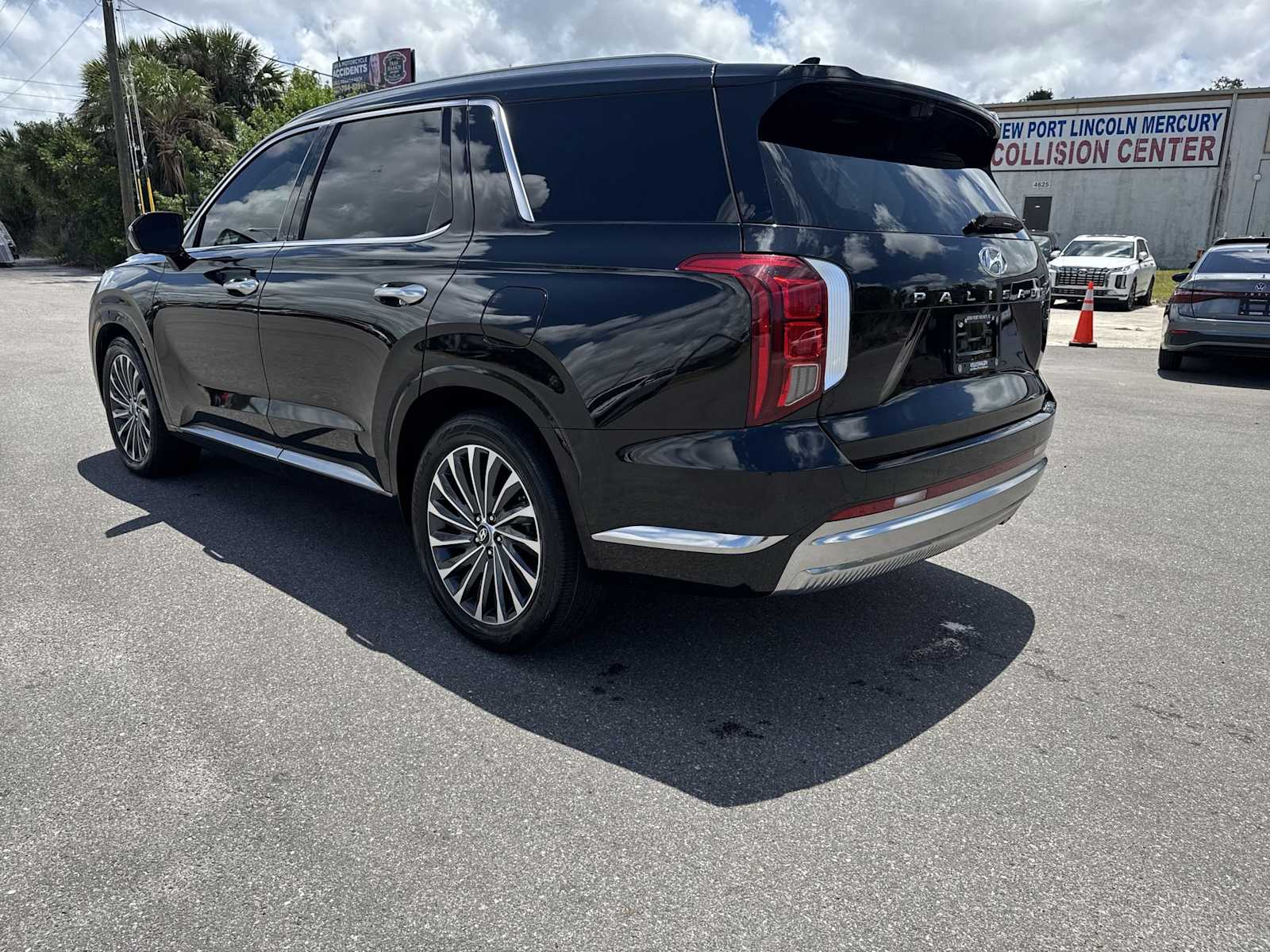 Thumbnail: 2024 Hyundai Palisade - 6
