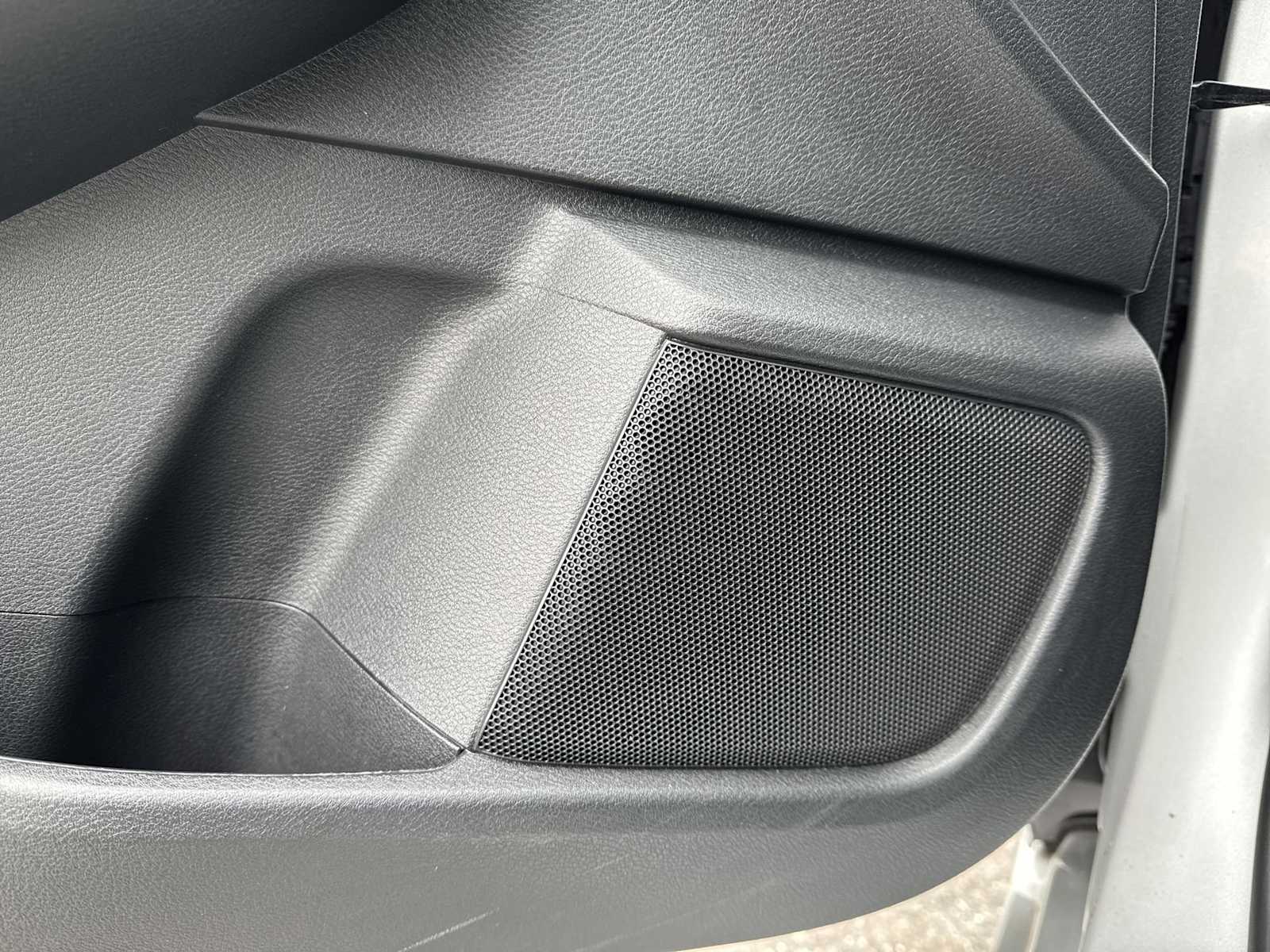 Thumbnail: 2023 Nissan Sentra - 27