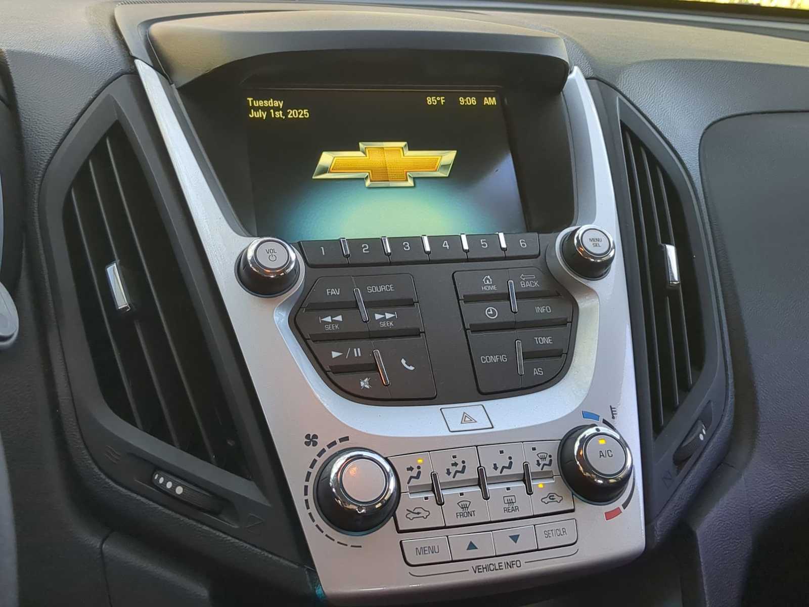 Thumbnail: 2016 Chevrolet Equinox - 27