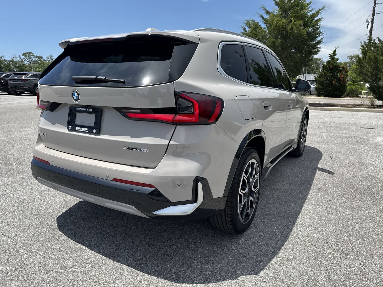 Thumbnail: 2026 BMW X1 - 5