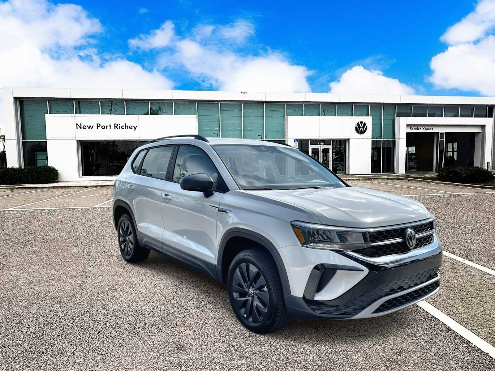 Thumbnail: 2023 Volkswagen Taos - 8