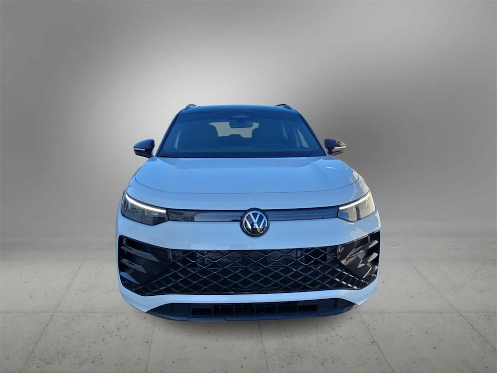 New 2025 Volkswagen Tiguan 2.0T SE R-Line Black SUV