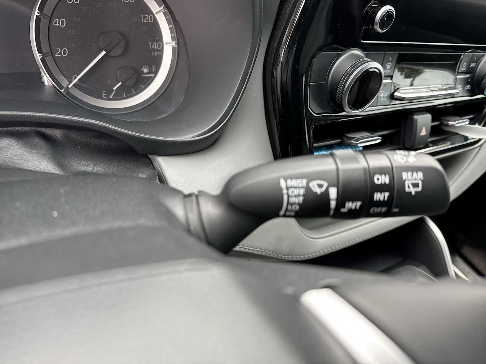 Thumbnail: 2023 Toyota Highlander - 25