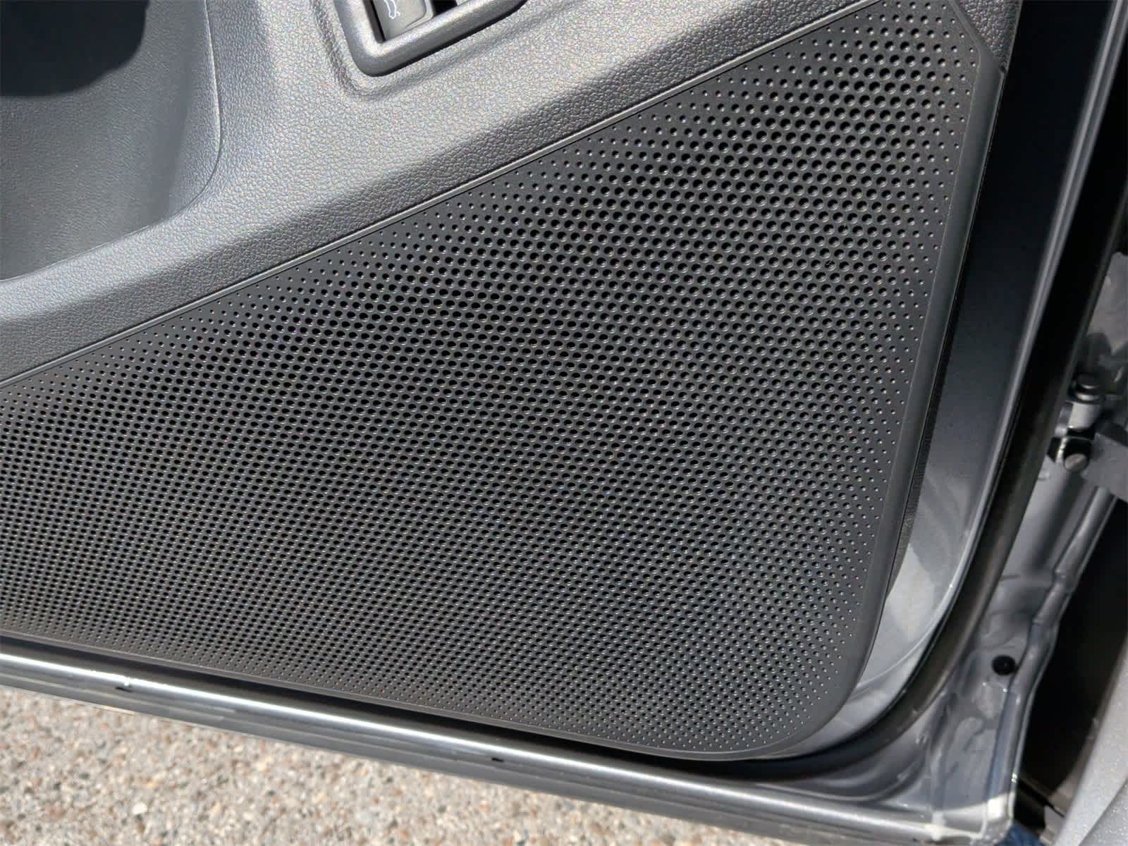 Thumbnail: 2025 Volkswagen Tiguan - 29