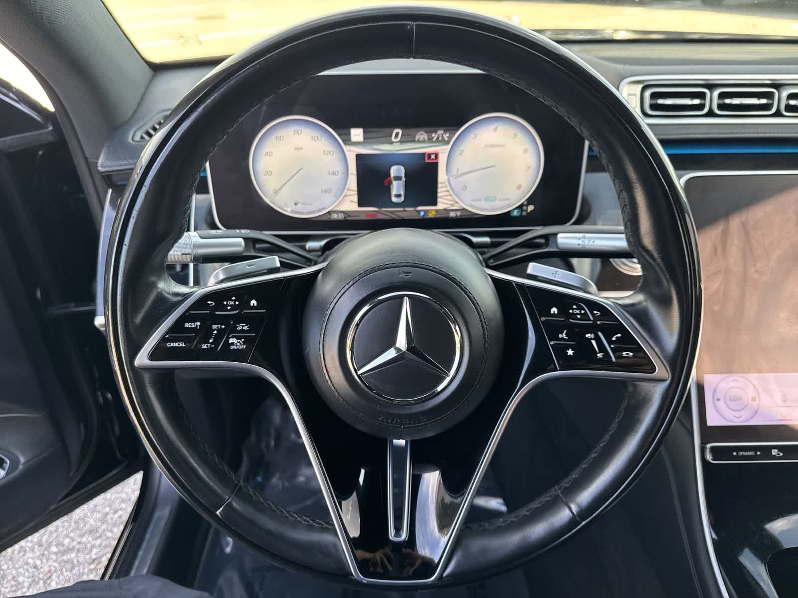 Thumbnail: 2022 Mercedes-Benz S-Class - 28
