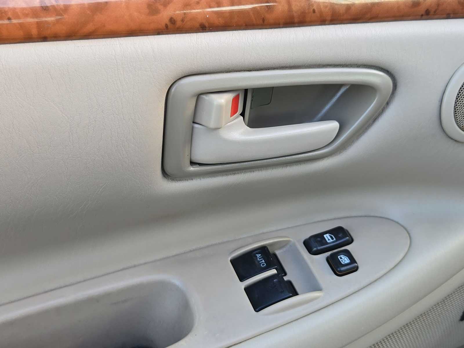 Thumbnail: 2002 Toyota Camry Solara - 27