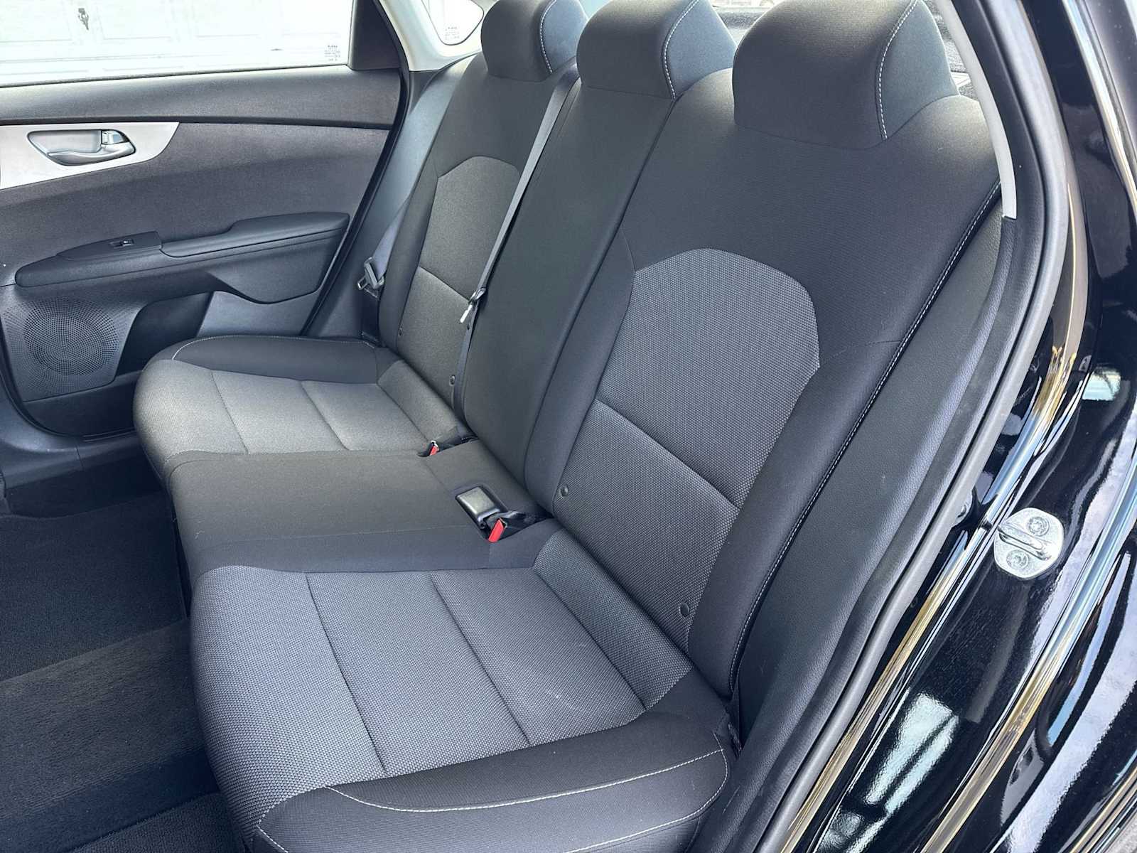 Thumbnail: 2023 Kia Forte - 17