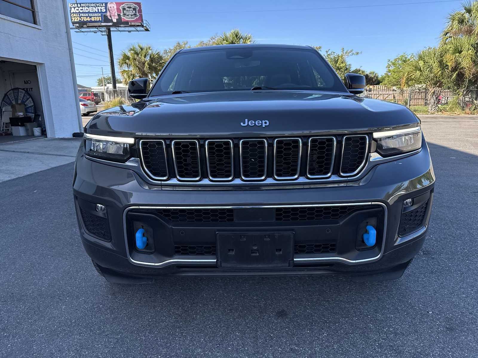 Thumbnail: 2022 Jeep Grand Cherokee - 11