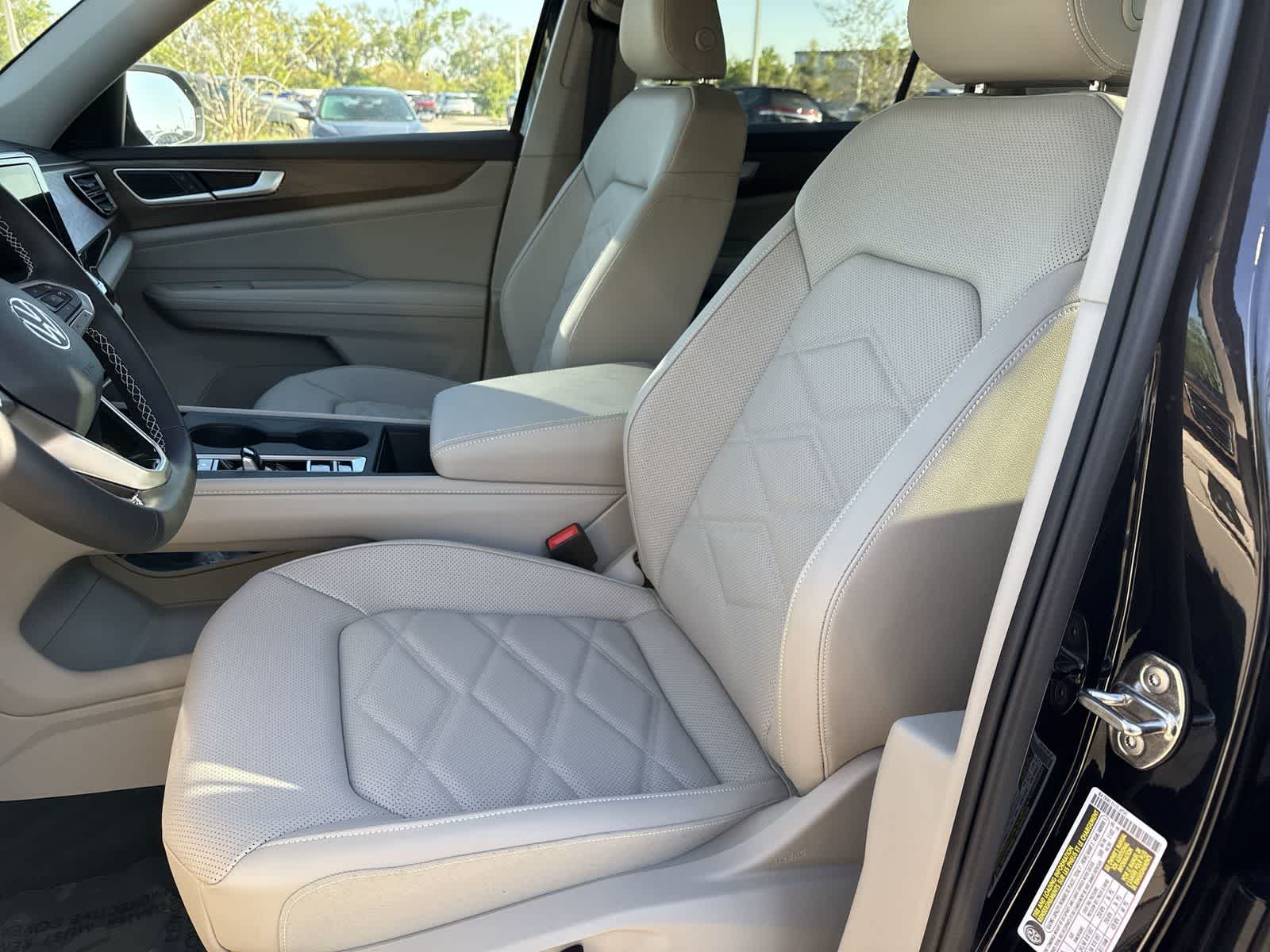 Thumbnail: 2026 Volkswagen Atlas - 15