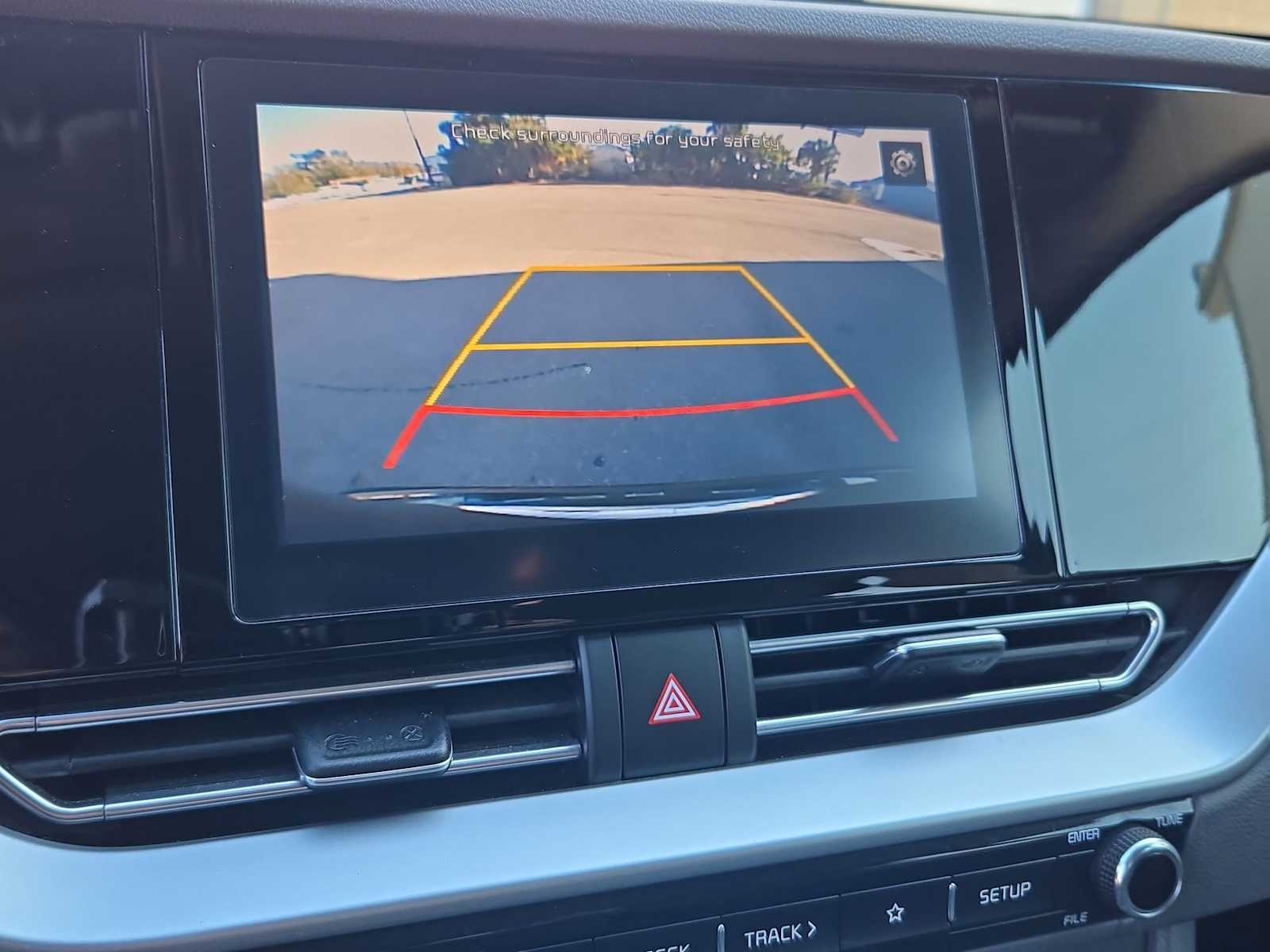 Thumbnail: 2021 Kia Niro - 27