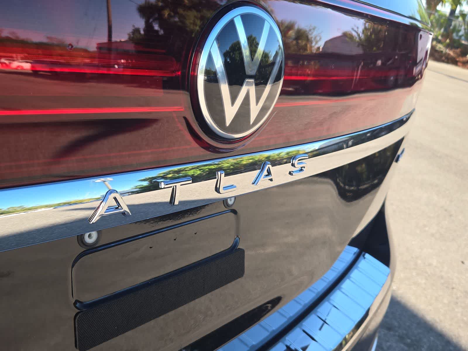 Thumbnail: 2026 Volkswagen Atlas - 13