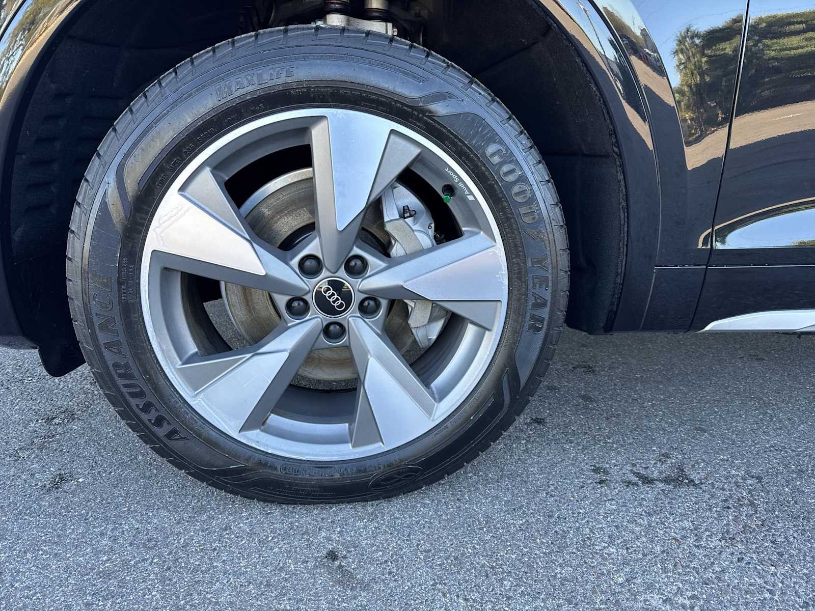 Thumbnail: 2023 Audi Q5 - 13