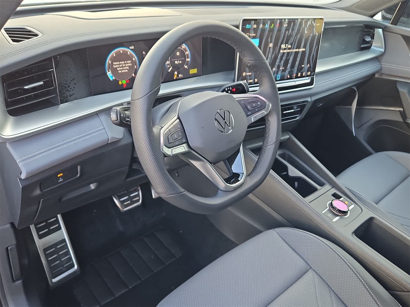 Thumbnail: 2025 Volkswagen Tiguan - 10