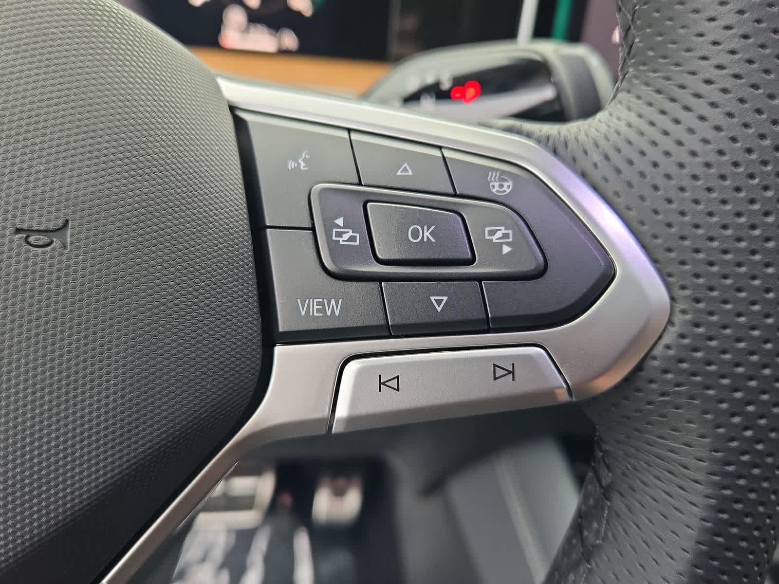 Thumbnail: 2025 Volkswagen Tiguan - 27